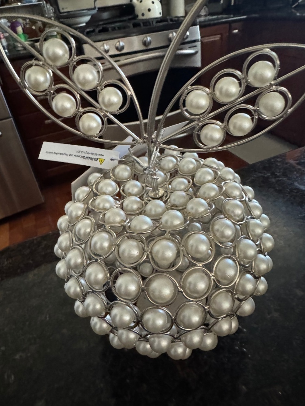 Apple with pearls